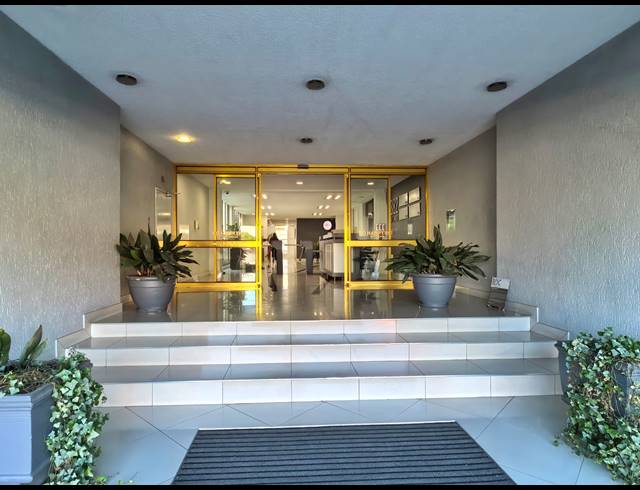 772M² OFFICE TO LET IN CRAIGHALL